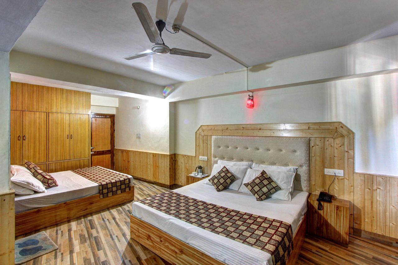Hotel Highway Inn 마날리 외부 사진