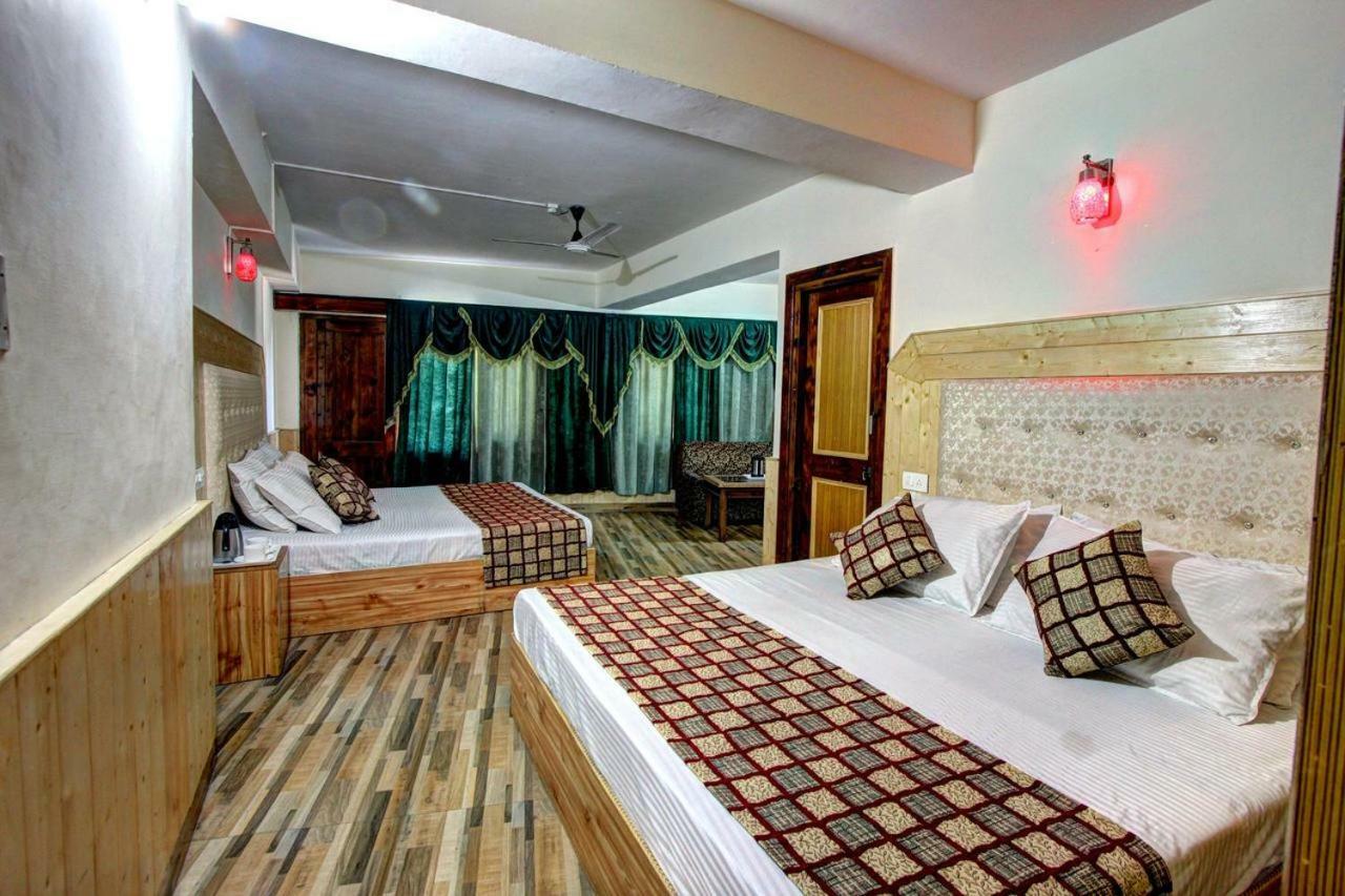 Hotel Highway Inn 마날리 외부 사진