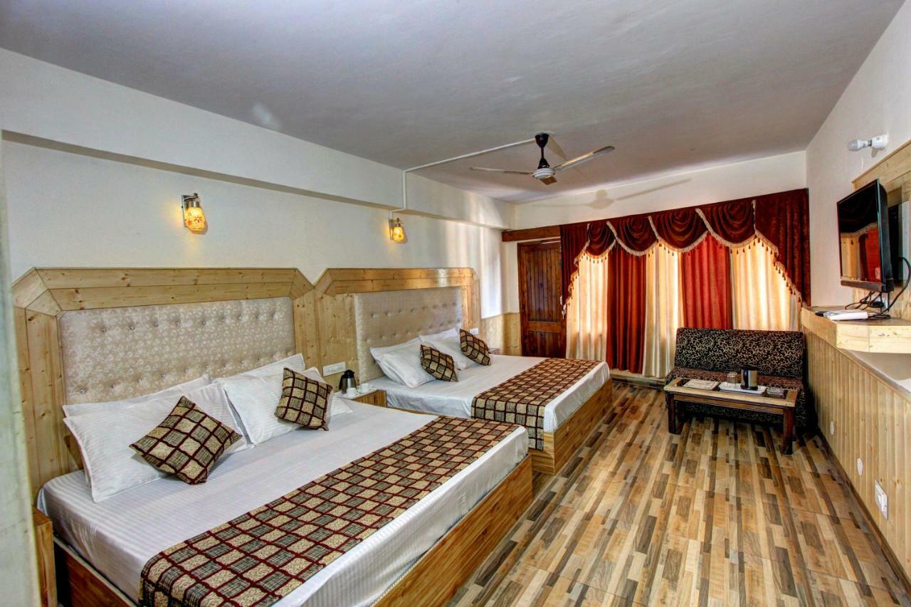 Hotel Highway Inn 마날리 외부 사진